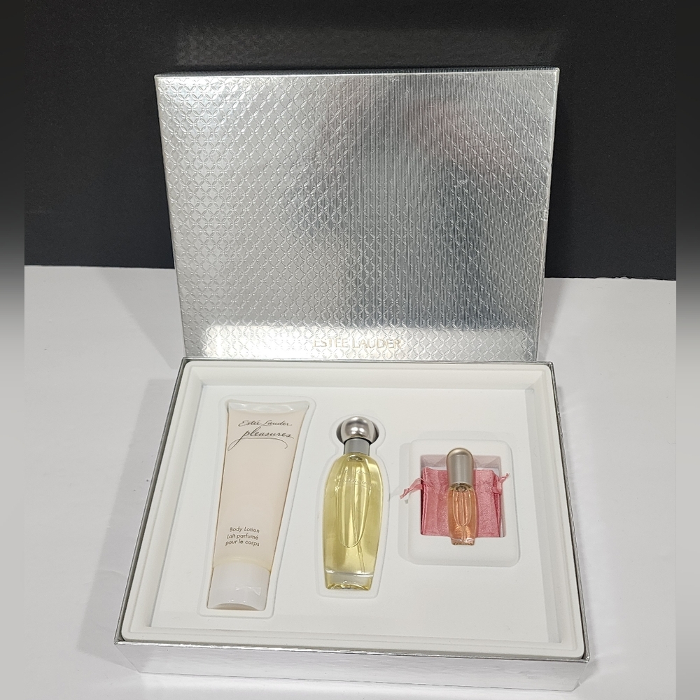 Estee Lauder Pleasures 3pc Gift Set EDP Spray Body Lotion